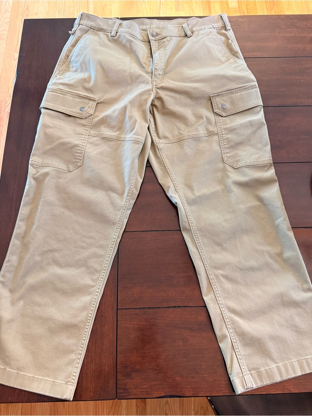 Duluth Trading Men's Cargo “40 grit” Work Pants in Khaki size 38x30